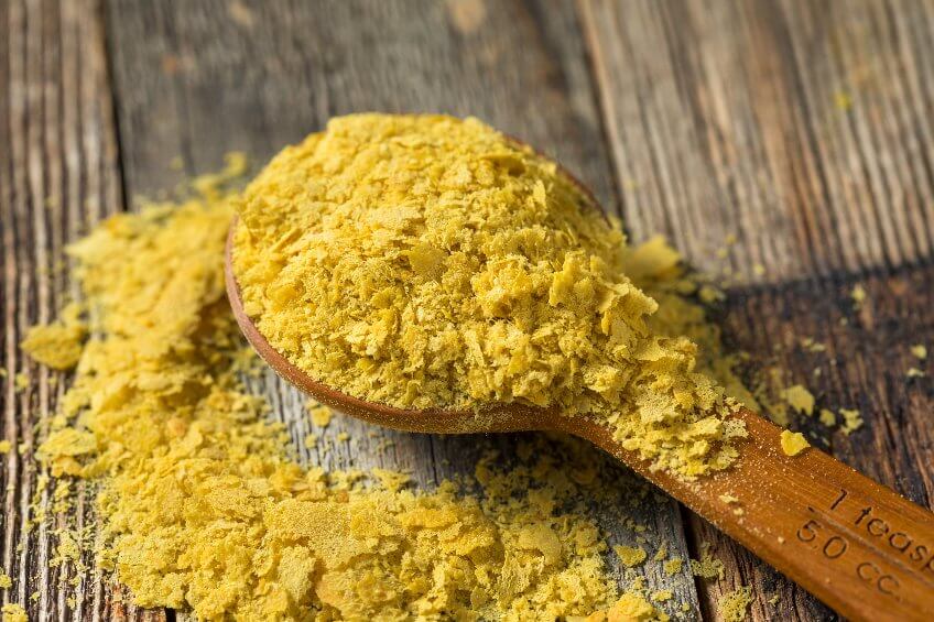 is nutritional yeast ok for dogs